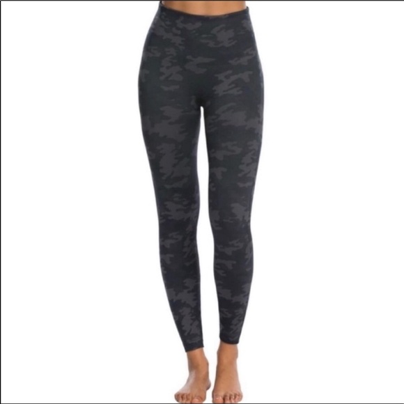 Spanx size medium green camo high waisted leggings - Picture 4 of 9